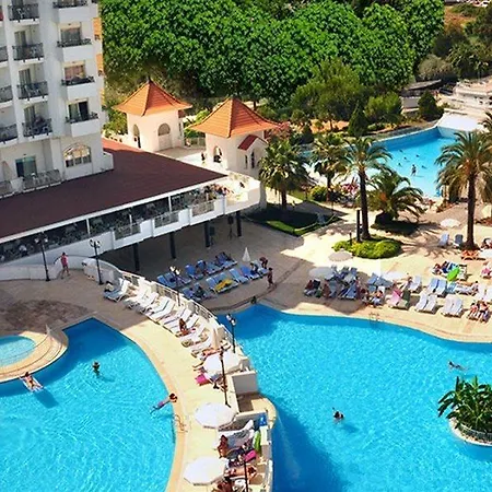 Semesteranläggning (resort) Serenis